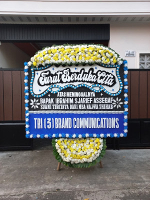 Papan Bunga Duka di Sengkol